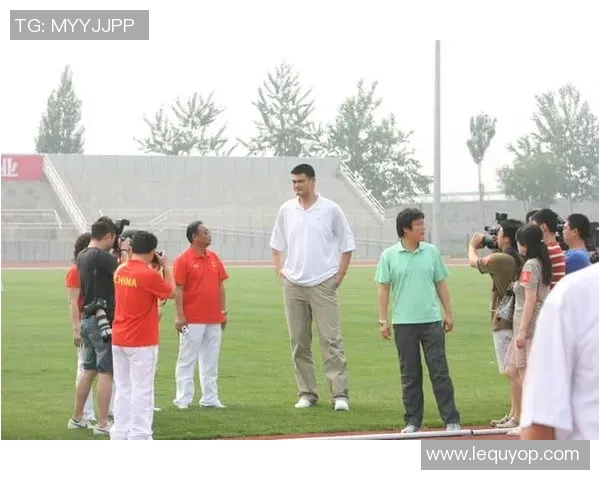 姚明携手荆门篮球发展新篇章助力青少年体育梦想实现 姚明携手荆门篮球发展新篇章助力青少年体育梦想实现