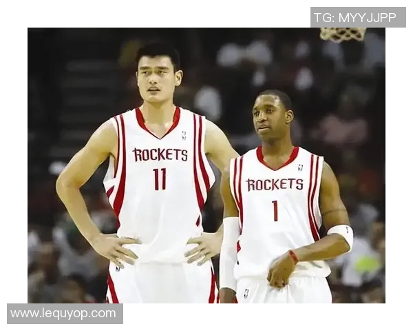 季后赛对抗姚明的战术解析与球队应对策略探讨