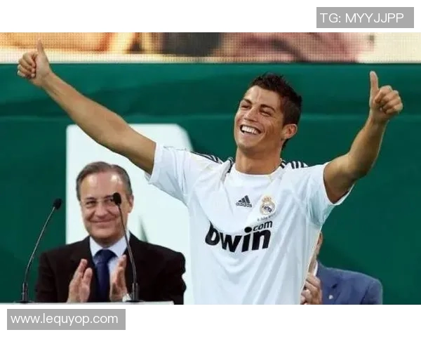 刘铮的篮球之路:从青涩少年到职业球员的成长与奋斗故事 刘铮的篮球之路:从青涩少年到职业球员的成长与奋斗故事