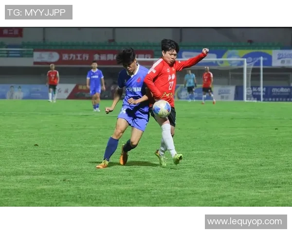 尉山现代与北京国安的激烈对决展现足球魅力与团队精神的巅峰较量